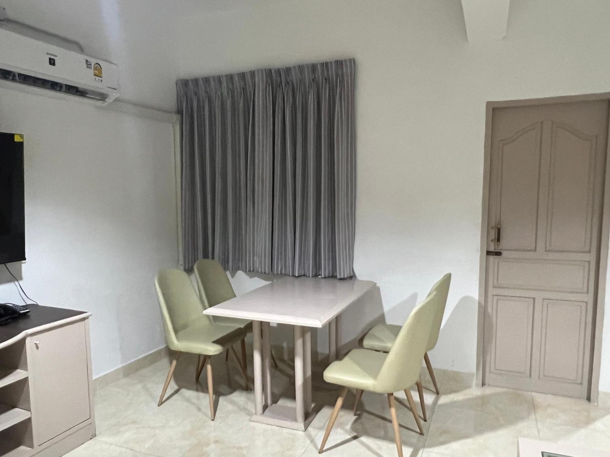 Mall Suites Hotel Bangkok Dış mekan fotoğraf